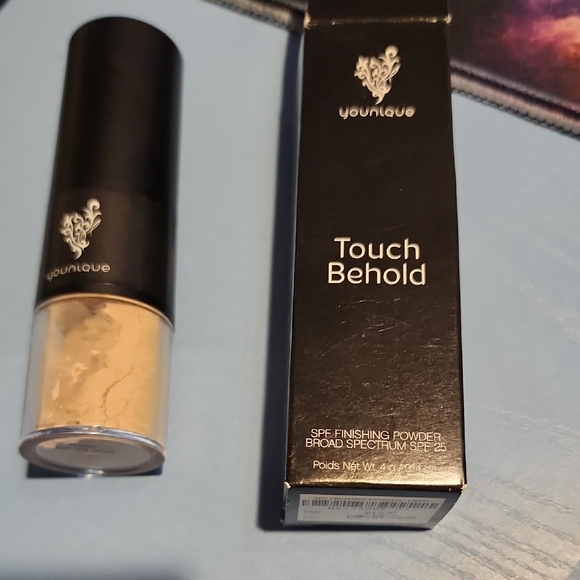 Younique Other - Younique Touch Behold SPF 25 Setting Powder - Cream